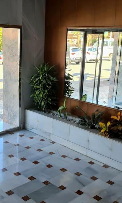 Apartament N The 4 *
